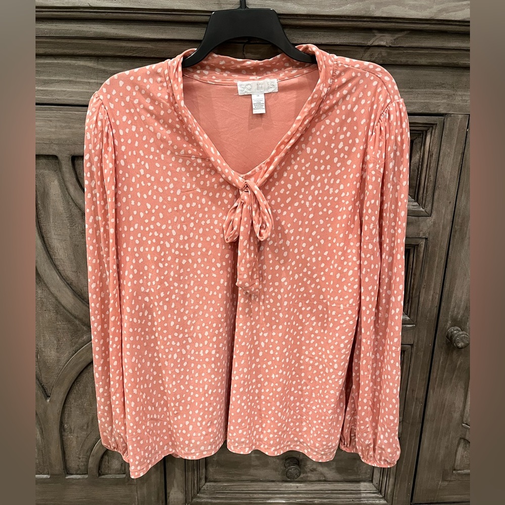 EUC Women’s Plus SO IT IS Pink/White Polka Dot Tie Neck Blouse (3X)